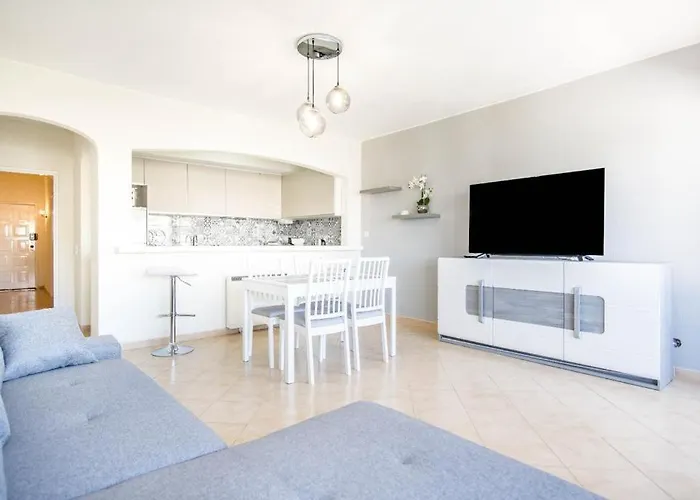 Διαμέρισμα Holidays Near The Strip