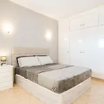 Apartament Holidays Near The Strip *