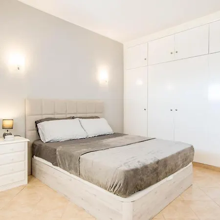 Appartement Holidays Near The Strip *