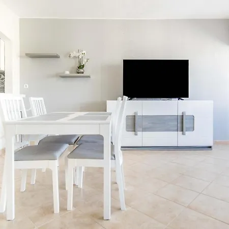 Lägenhet Holidays Near The Strip *