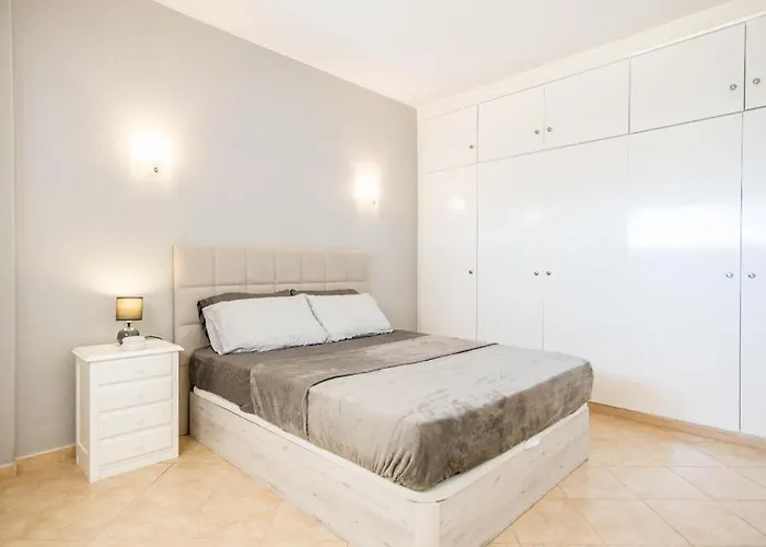 Lägenhet Holidays Near The Strip *