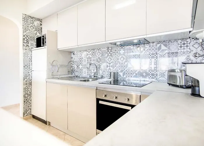 Lägenhet Holidays Near The Strip